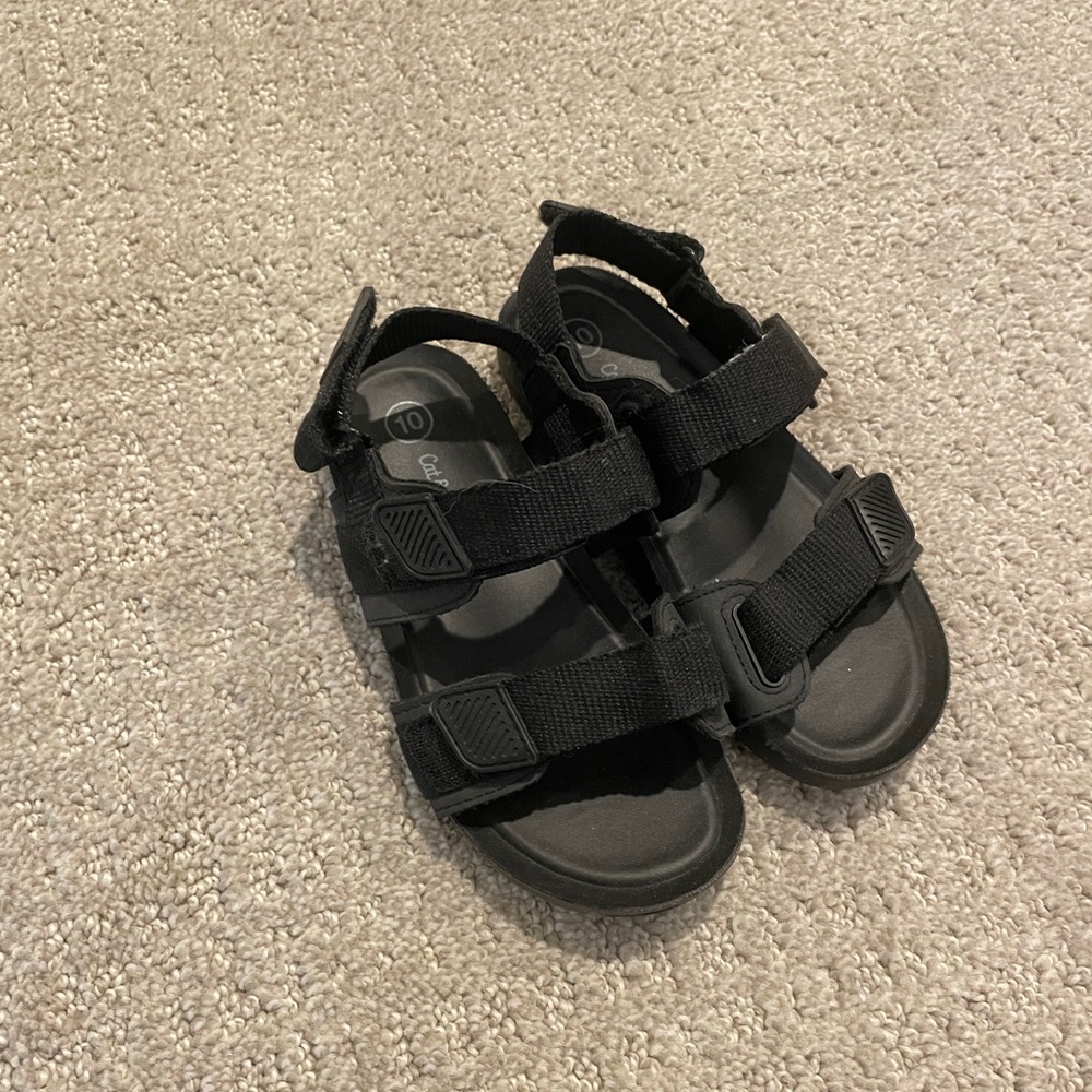 Car and Jack sandals